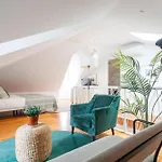 Apartment Boutique Duplex In Chiado With Epic Rossio View *