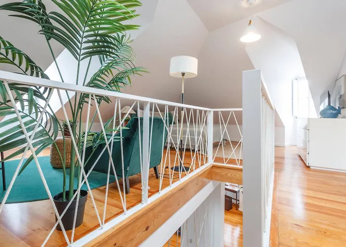 Boutique Duplex In Chiado With Epic Rossio View Lissabon