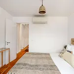 Boutique Duplex In Chiado With Epic Rossio View * 리스본