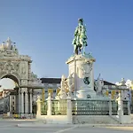 Boutique Duplex In Chiado With Epic Rossio View Daire