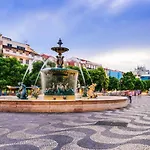 아파트 Boutique Duplex In Chiado With Epic Rossio View 리스본