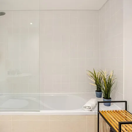Boutique Duplex In Chiado With Epic Rossio View Apartmán