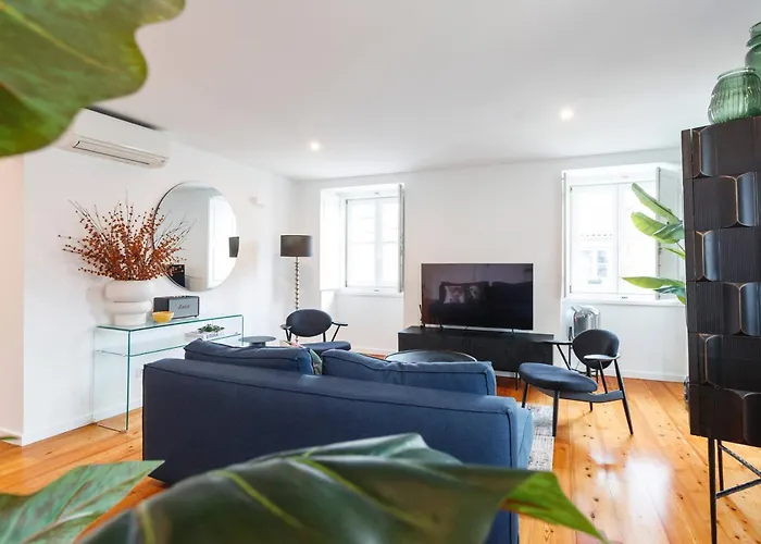 Boutique Duplex In Chiado With Epic Rossio View Apartamento *