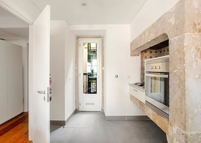 Boutique Duplex In Chiado With Epic Rossio View