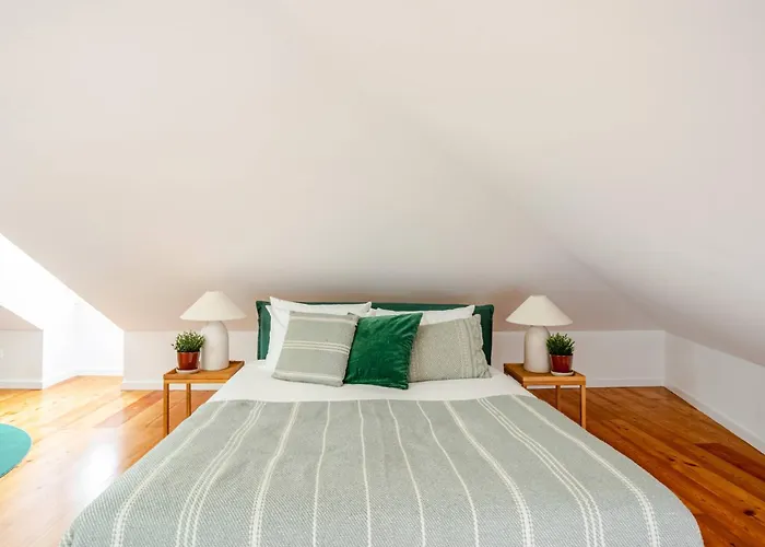 Apartamento Boutique Duplex In Chiado With Epic Rossio View