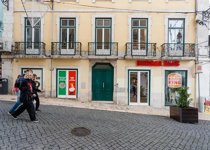 Apartamento Boutique Duplex In Chiado With Epic Rossio View *