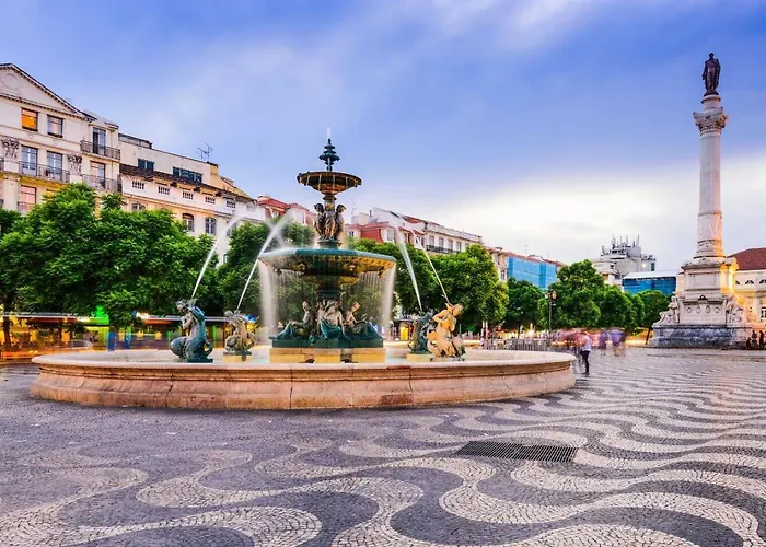 Апартаменти Boutique Duplex In Chiado With Epic Rossio View Лісабон