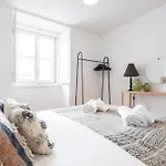 Boutique Duplex In Chiado With Epic Rossio View Appartement