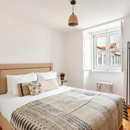 Boutique Duplex In Chiado With Epic Rossio View Διαμέρισμα