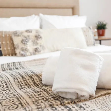 Διαμέρισμα Boutique Duplex In Chiado With Epic Rossio View