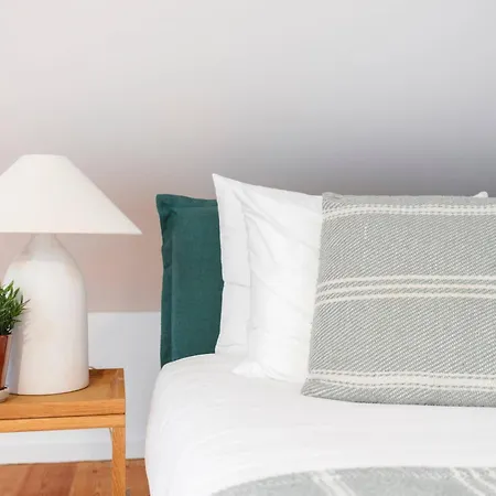 Boutique Duplex In Chiado With Epic Rossio View 아파트 리스본