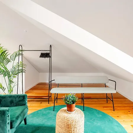 Boutique Duplex In Chiado With Epic Rossio View Appartement