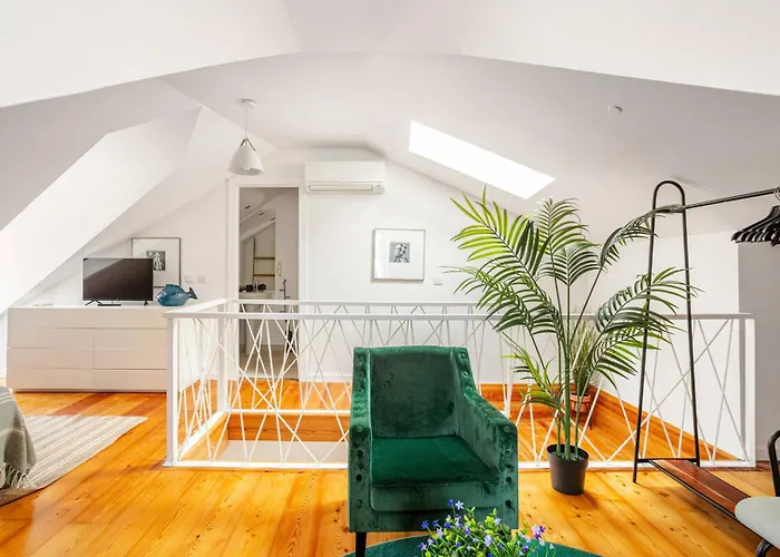 아파트 Boutique Duplex In Chiado With Epic Rossio View 리스본